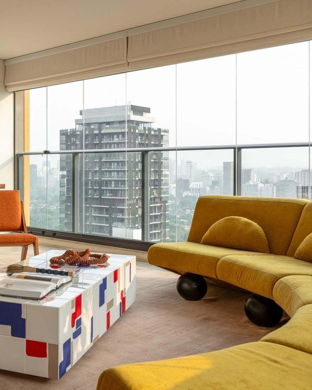 180㎡大地色住宅，用自然色调拉满开阔感大户型能做原木风吗?家居