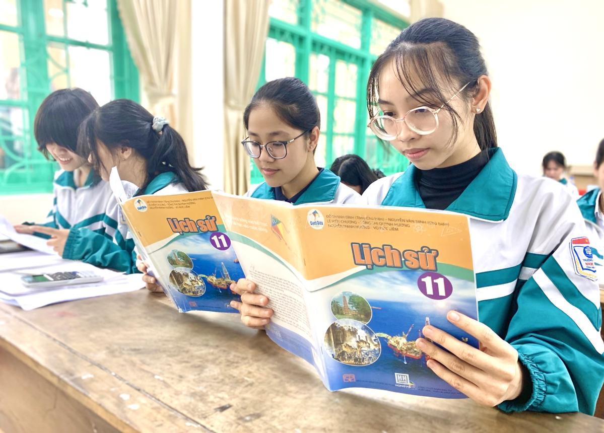 越南的野心藏不住了！从小学到大学，课堂里居然一直把广东、广西说成是自己的“故土”