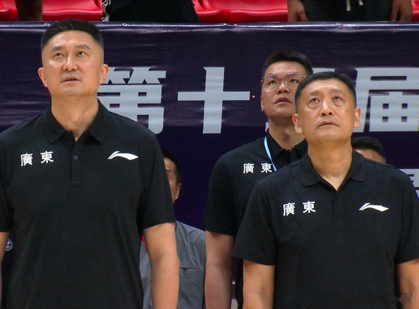 全新本土阵容！广东全运男篮教练组名单⬇️主教练：杜锋助理教练：王怀玉白