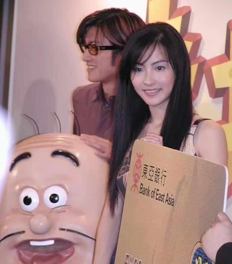 谢霆锋这辈子曾为张柏芝做过一件事王菲永远都不会释怀！她比谁都清楚，真夫妻的好