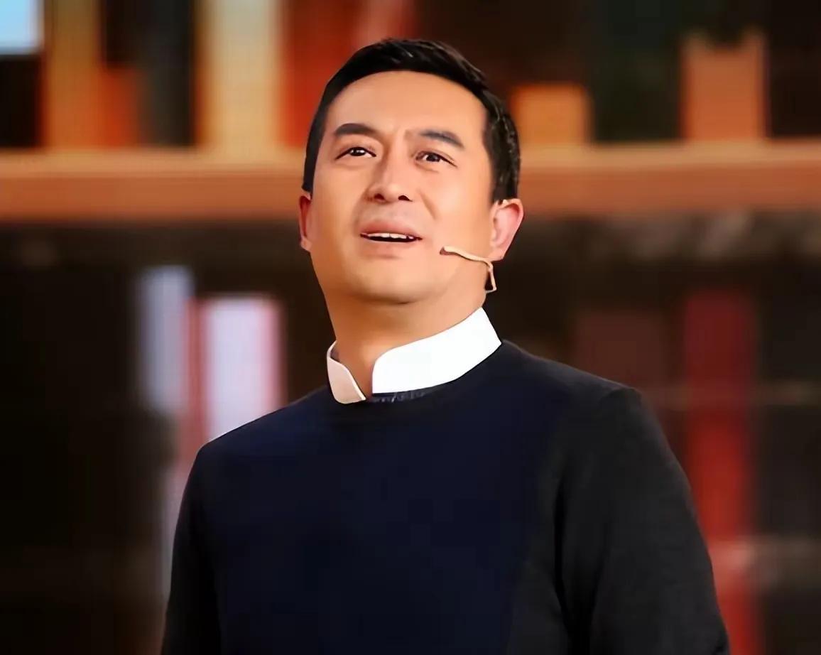 央视点名表扬了一部剧，收视冲到4.6，却没怎么提流量明星，反而把焦点给了那个总驼