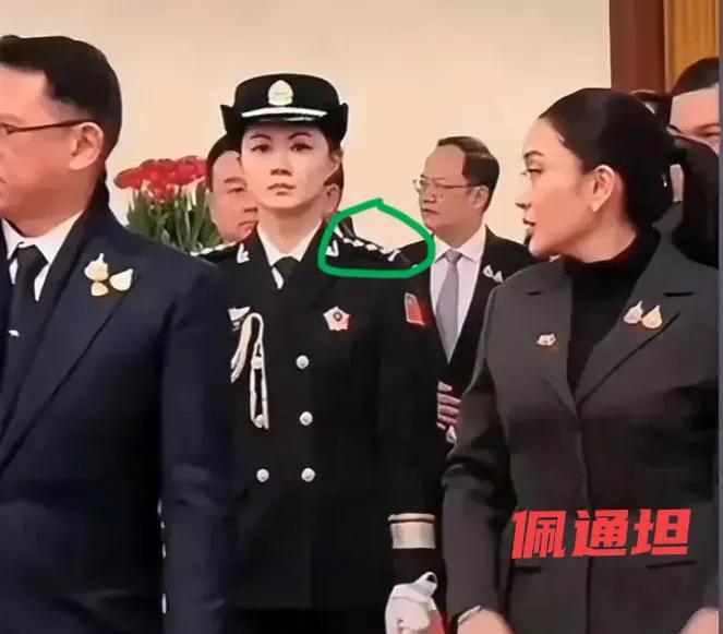 不明白！英姿飒爽的“最美女保镖”严月霞，是一位国家级保镖，继2023年9月参与叙