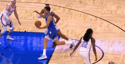 “鞋防”大帽啊卡鲁索真牛，让魔术队知道了什么是真正“鞋防”……[捂脸哭][捂脸哭]