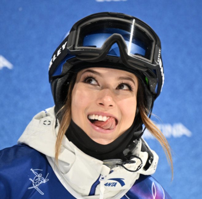 13天比3个项目，到目前为止比了5场比赛，还不包括赛前训练。听着都累，这种比赛强