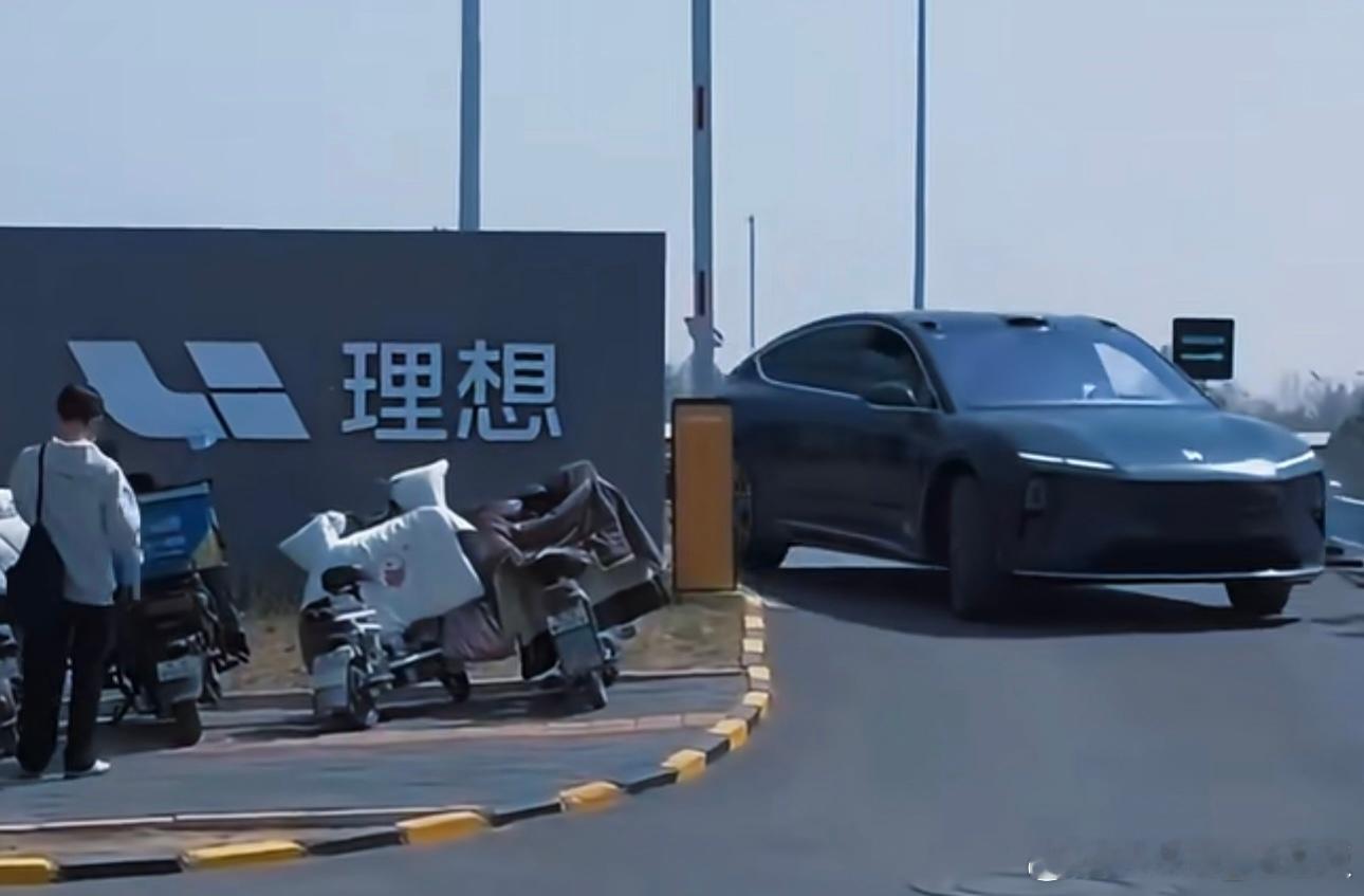 我对理想印象，越来越好了！管住了暴论koc，开始虚心学习nio为理想点赞！MEG