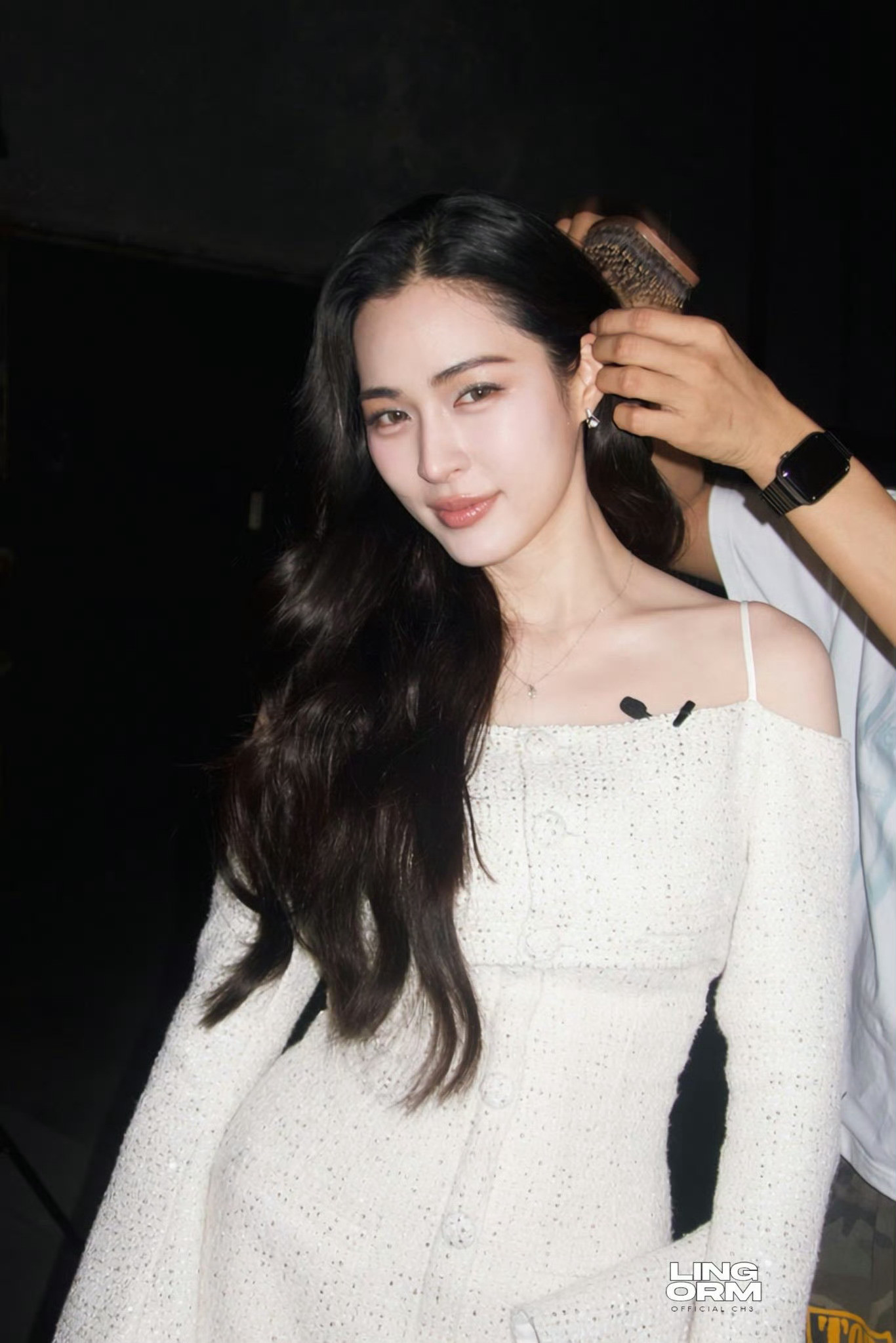我没招了，好美啊妈妈