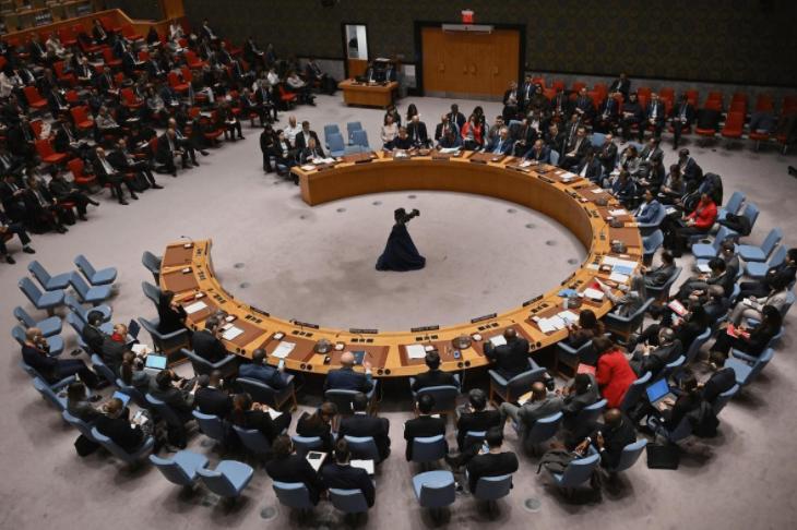 关于俄乌冲突停火，中国的态度变了？当地时间2月24日，联合国大会开了紧急会，