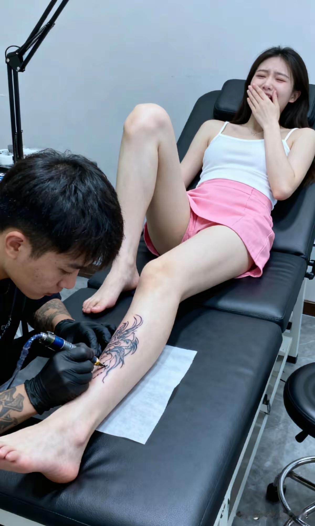 想不明白为什么要纹身呢？前几天还跟我吐槽纹身“俗气”的闺蜜今天居然晒了小腿纹