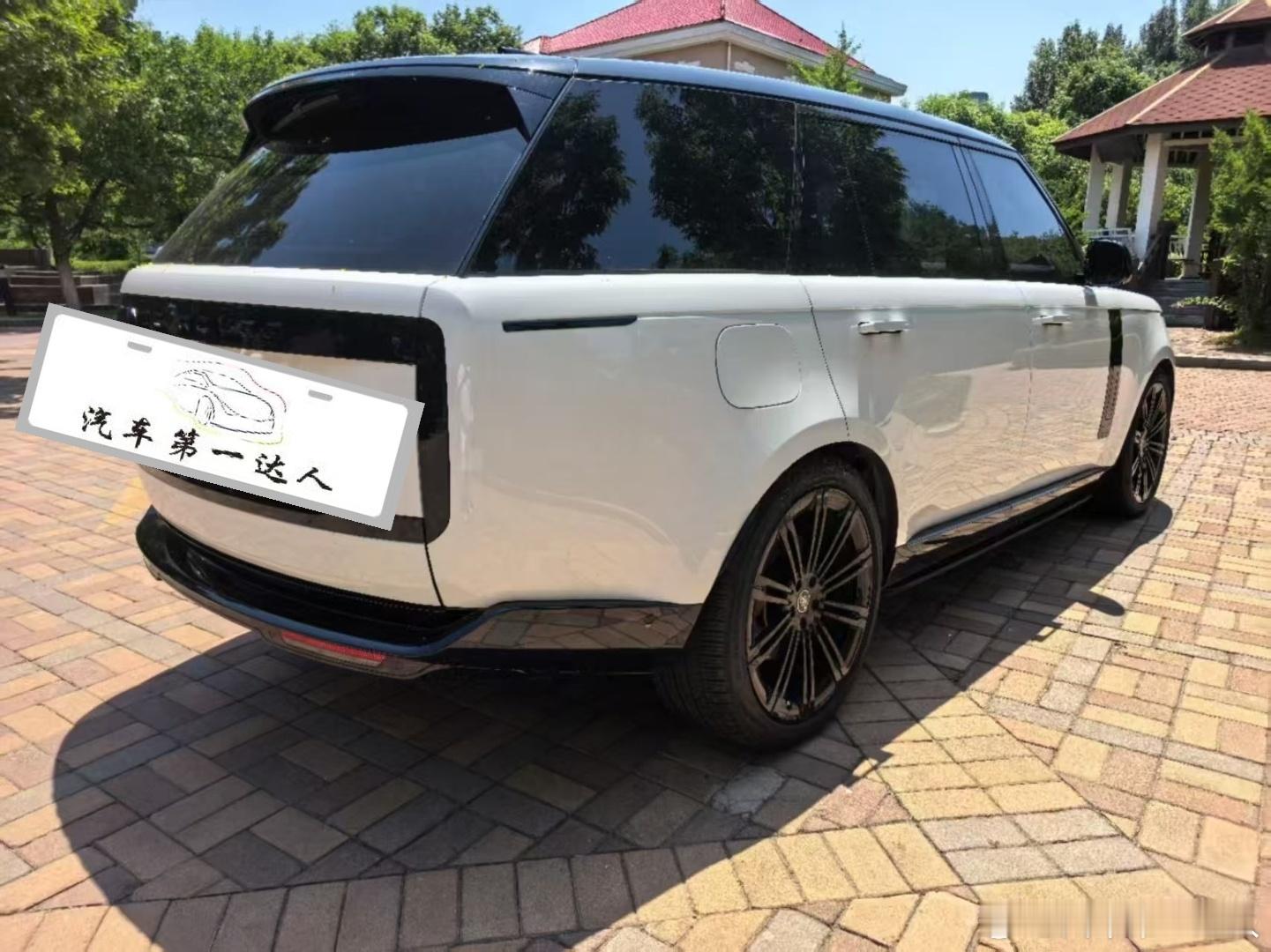 路虎揽胜2023款3.0L6400PS盛世七座加长版，配色与配置、绝