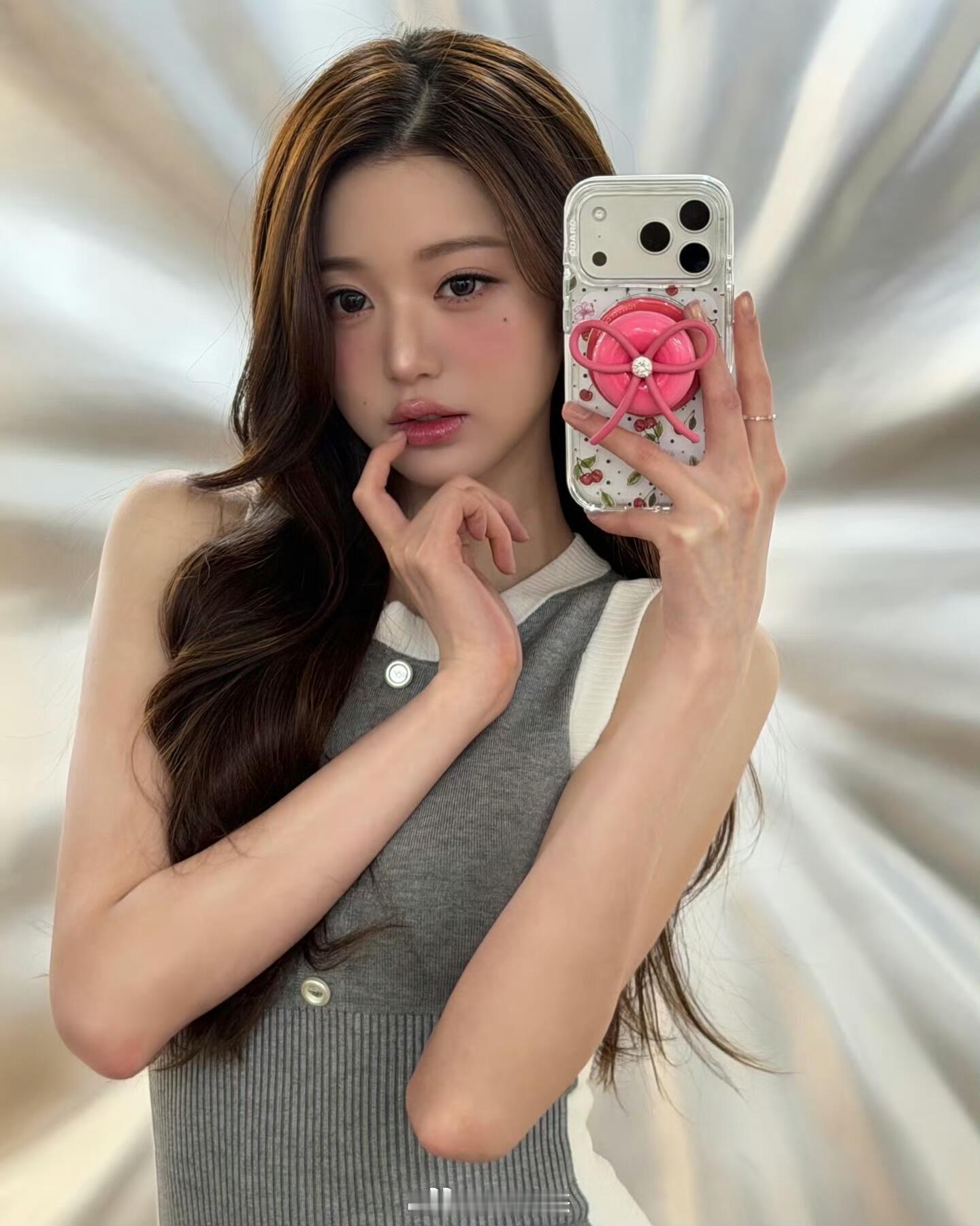 张元英居然真的会有这么高这么瘦又漂亮的完美女性