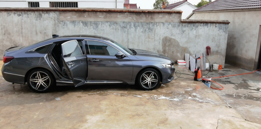 真的很后悔买雅阁！我是2022年10月14日提的2022款幻夜尊贵版燃油雅阁