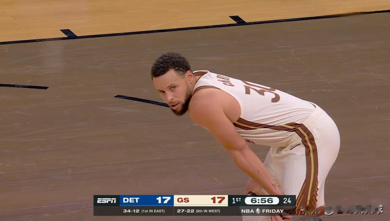 勇士当家球星库里真是太可惜了！今天勇士在主场以124：131不敌活塞，值得一提的