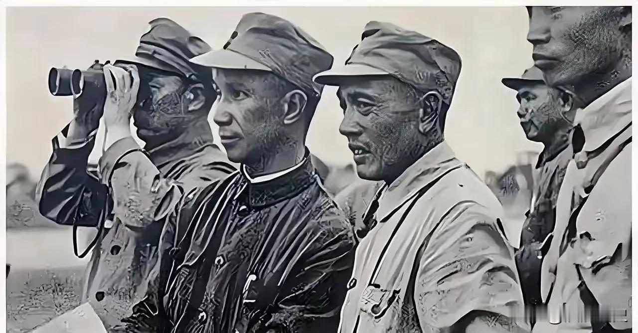 1948年4月，粟裕到西柏坡开会，会上粟裕建议在豫东打几个大仗，毛主席听后，问道