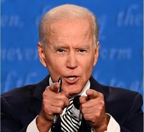 拜登虽然跟我们不对付，但是有一句话说对了！他曾说，如果美国继续让特朗普当总统，“