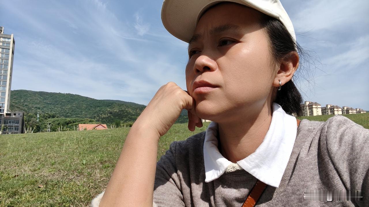 我今年40岁，85年属牛，38岁确诊宫颈癌，做了子宫和卵巢双切除和同步放化疗，3