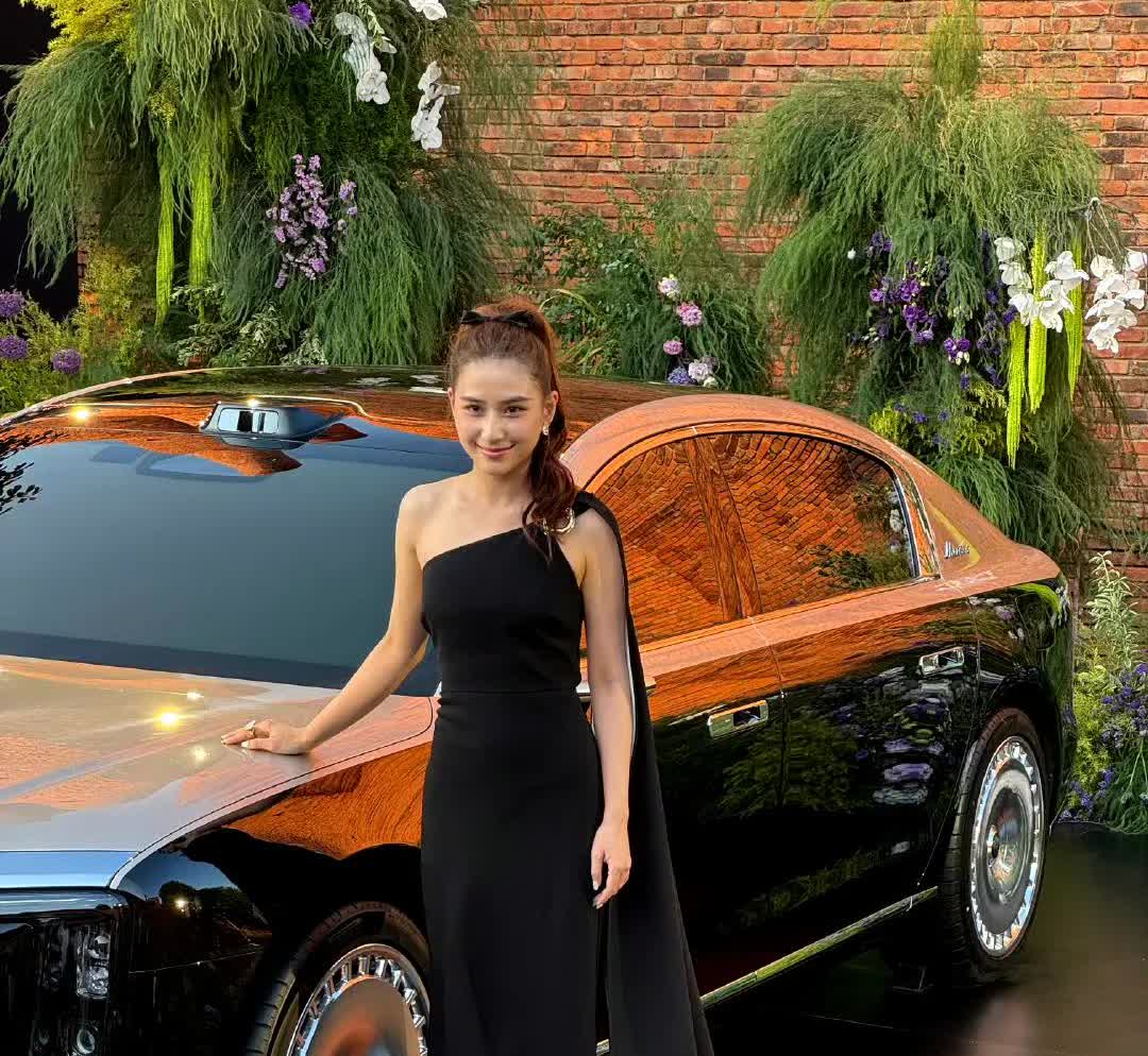 赌王之女何超莲计划着购买30辆尊界S800，充当以后澳门娱乐场的贵宾车！