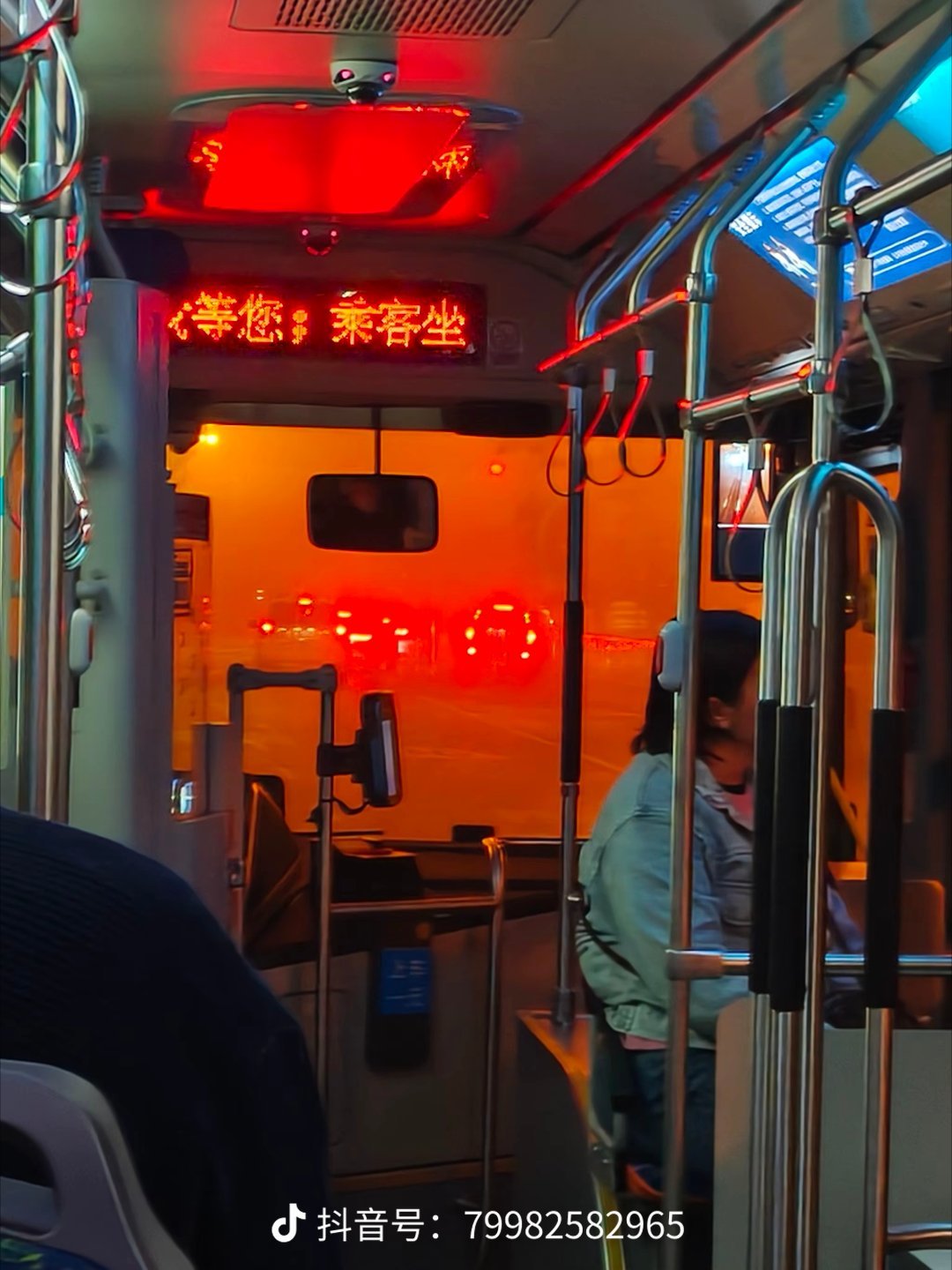 肖战这哪是进组明明是入局这是昨天的青岛，天有异象，不同凡响，终焉之地～我的主角