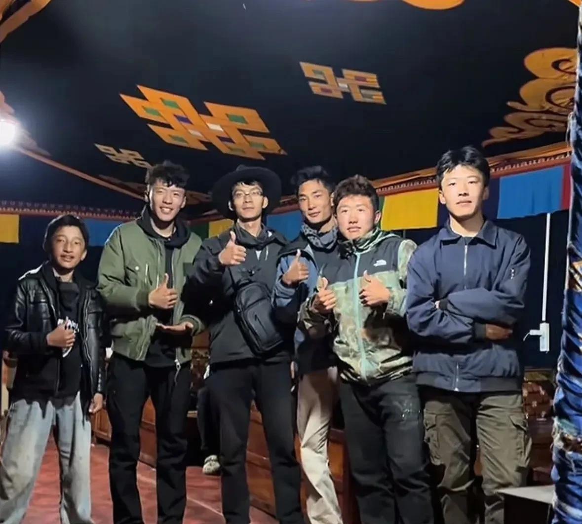 真的没想到，唐尚珺这次骑行西藏之旅再一次让我大开眼界。到达西藏之后，竟然有朋友