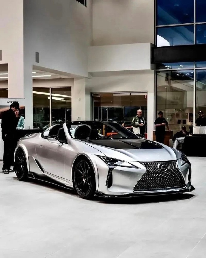 雷克萨斯LC500：GT跑车中的颜值巅峰与设计美学！汽车LC500高度还原了2