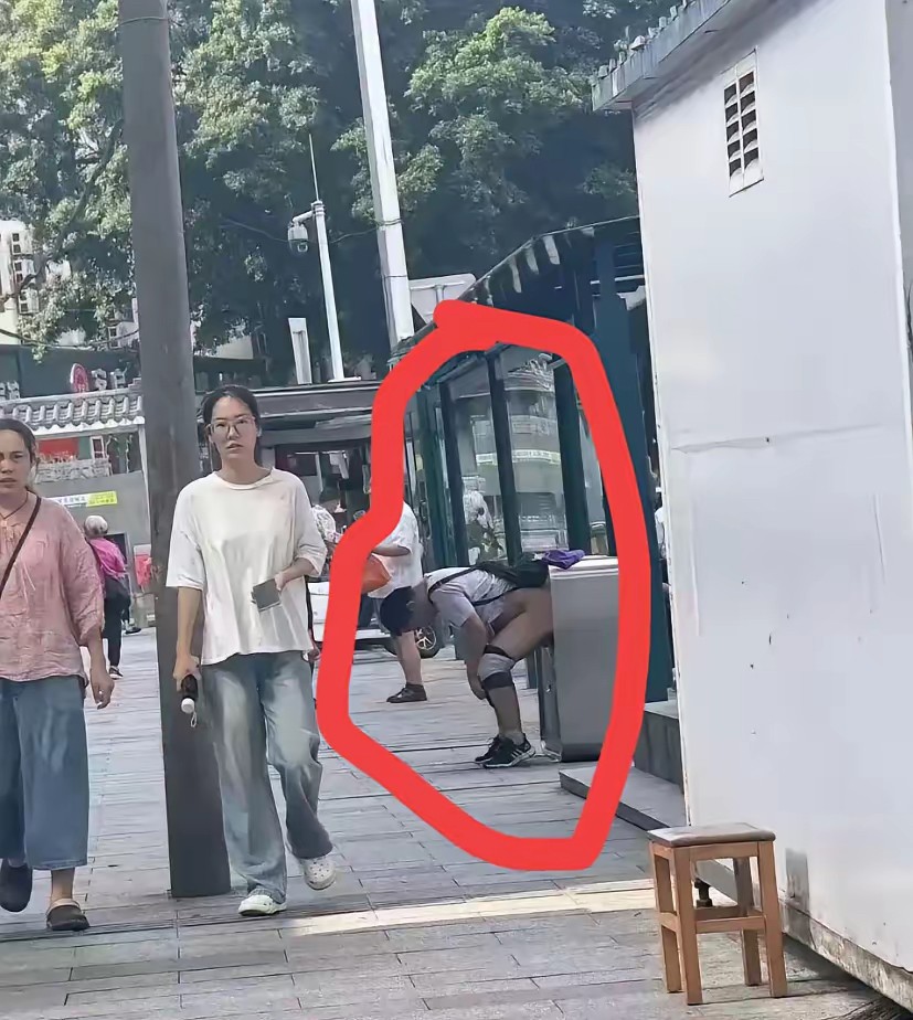 不忍直视…就这么输出会不会尴尬呢…