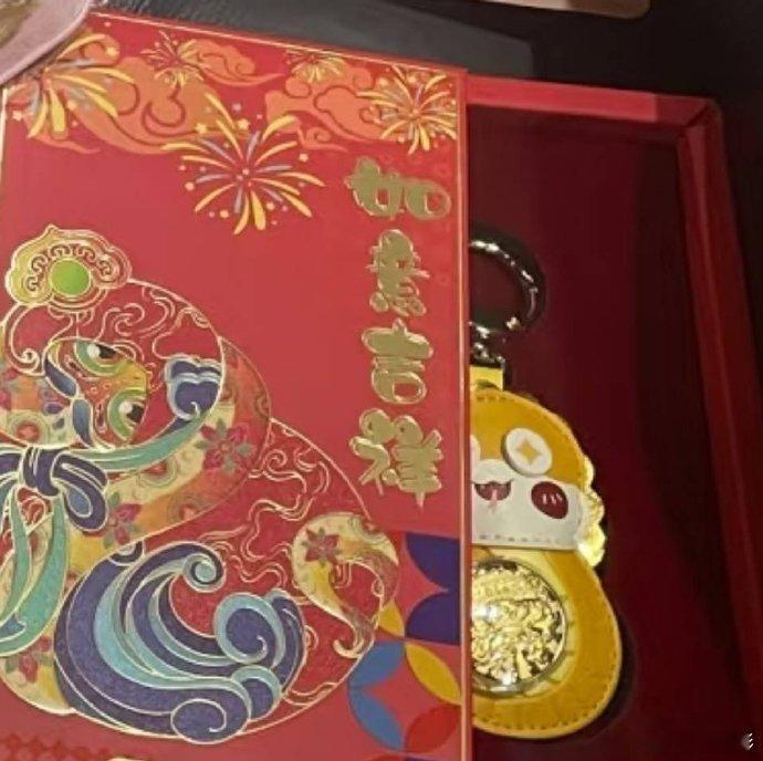 许凯也太大方了吧许凯这是真的很有含金量，果然是实打实的精子了呀，发现许凯这一