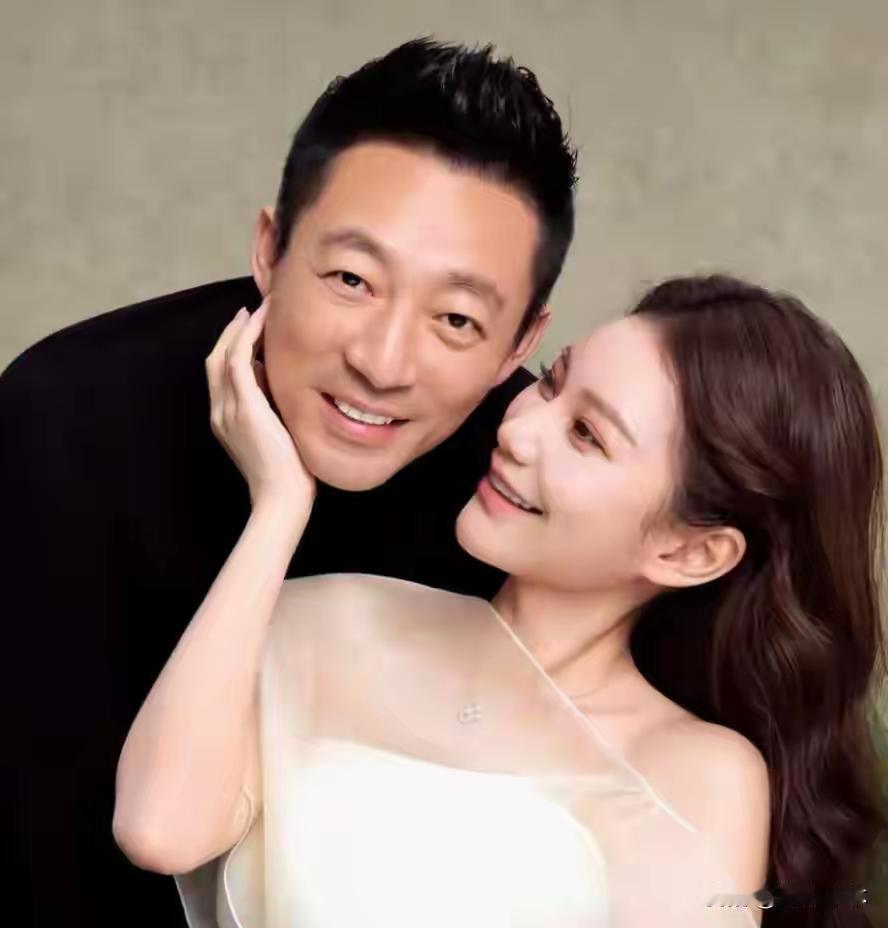 张兰直播曝马筱梅生子细节，一句“抱了一整晚”，戳破了S家最后的体面汪小菲家这出