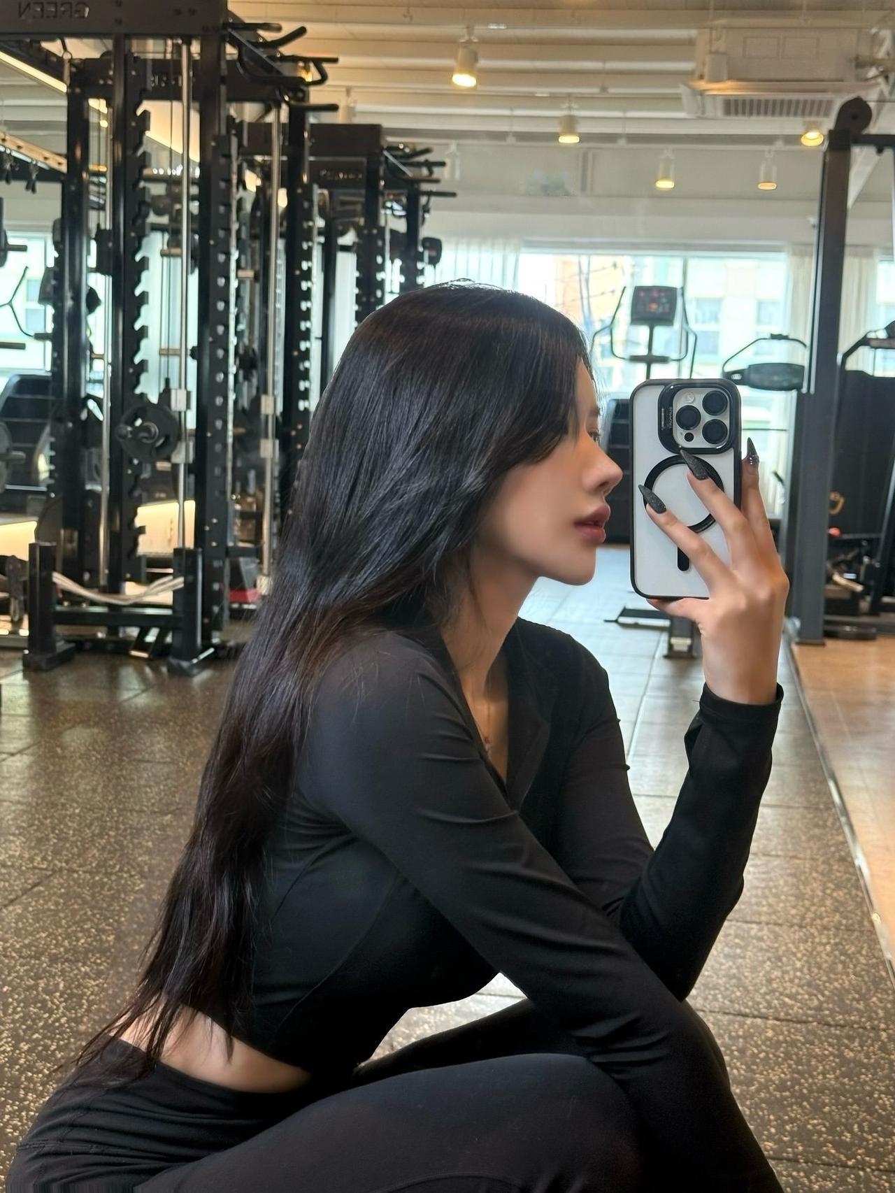 中国女人坚持健身,身材能有多好?健身卡，你去练了就是投资自己的身体，只去办了就是