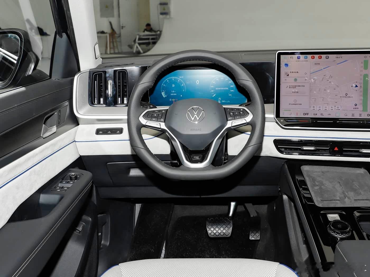 一汽-大众春季发布会五车齐发，全新速腾S与全新揽巡是重点作为一线合资品牌，一汽-