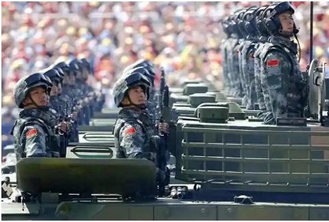 美伊这一场军事较量，彻底让全世界警惕中国！它们不约而同地问出了一个极其关键的问题