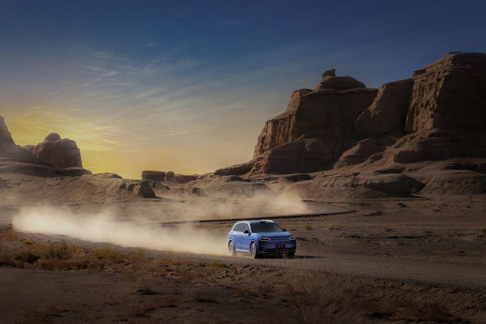 全新问界M7的“抗冻”日常，靠谱才是硬道理冬天早上最痛苦的，莫过于钻进一台“冰