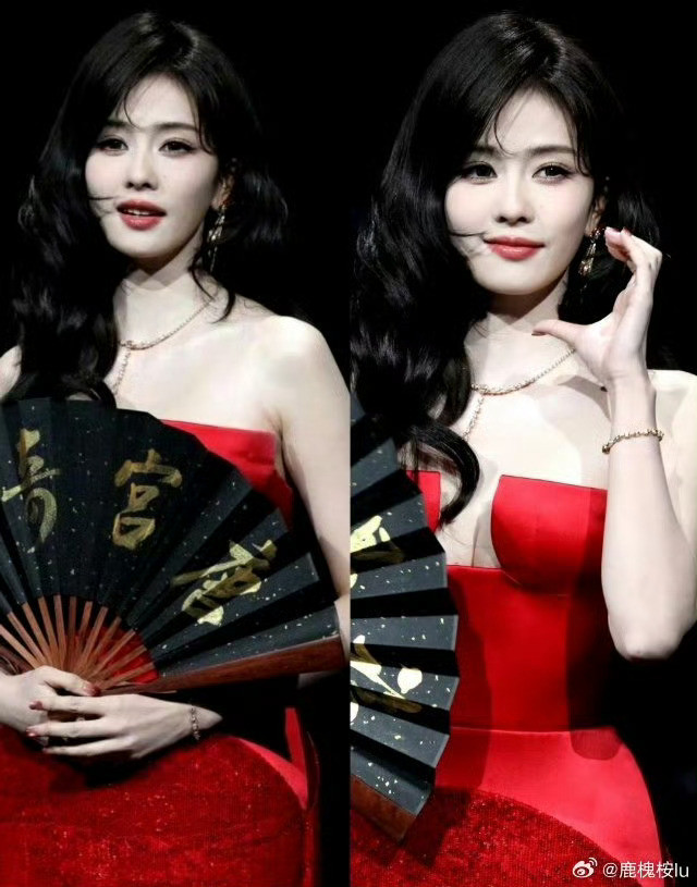 白鹿微博之夜出场的bgm唐宫奇案被白鹿红裙和出场BGM狠狠拿捏，携爆款新作来袭