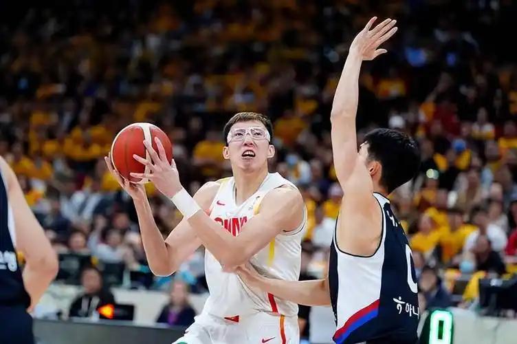 比赛还没到时，但已经结束了。第二战没想到崩溃得这么快，主教练的锅甩不掉。没想到