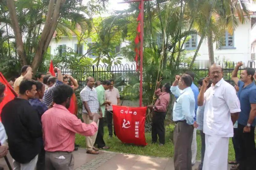 🐼真正该让中国警惕的，是印度国内左翼势力的暗流涌动，不是说印度现在就要变天