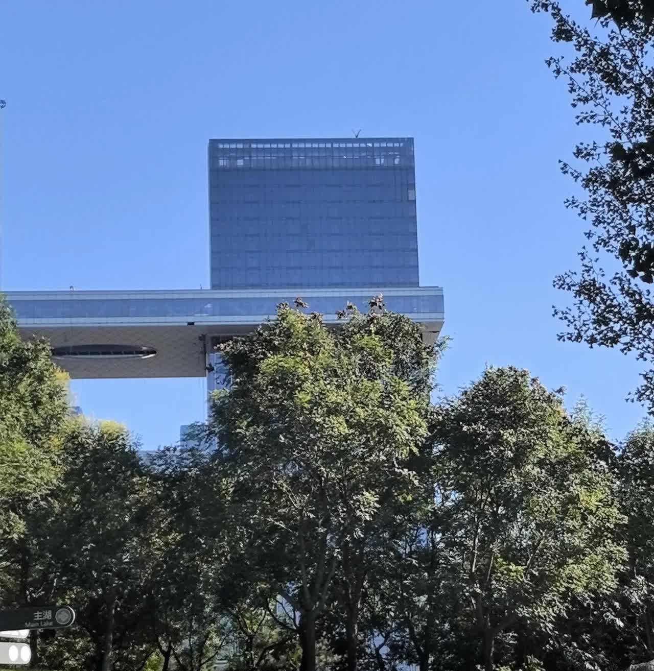 普京去美国会面，安全会不会有问题？这次在特朗普和普京会面之前，关于地点的选择，一