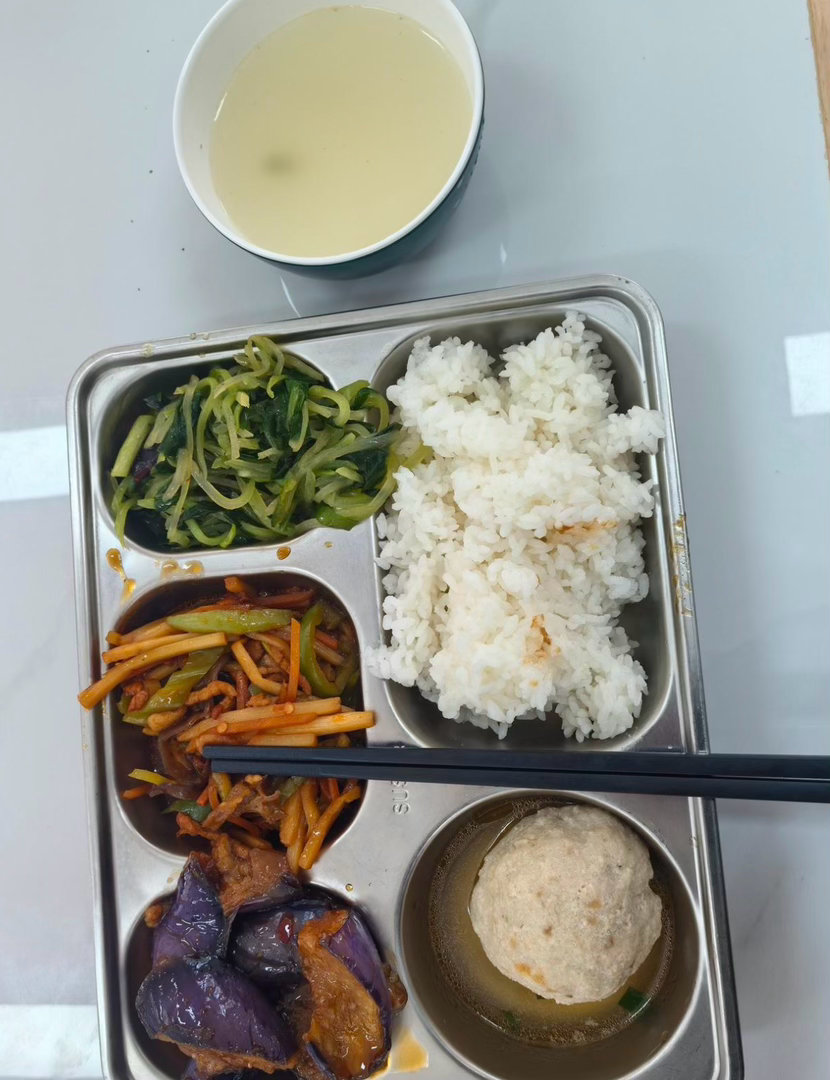 社区食堂，价格16元，这个餐标怎么样