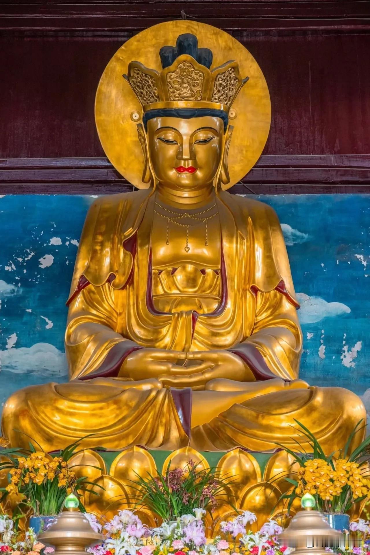 很多人都认错了！这尊金身像，是你不知道的观音菩萨🙏看到这尊头戴宝冠、结禅