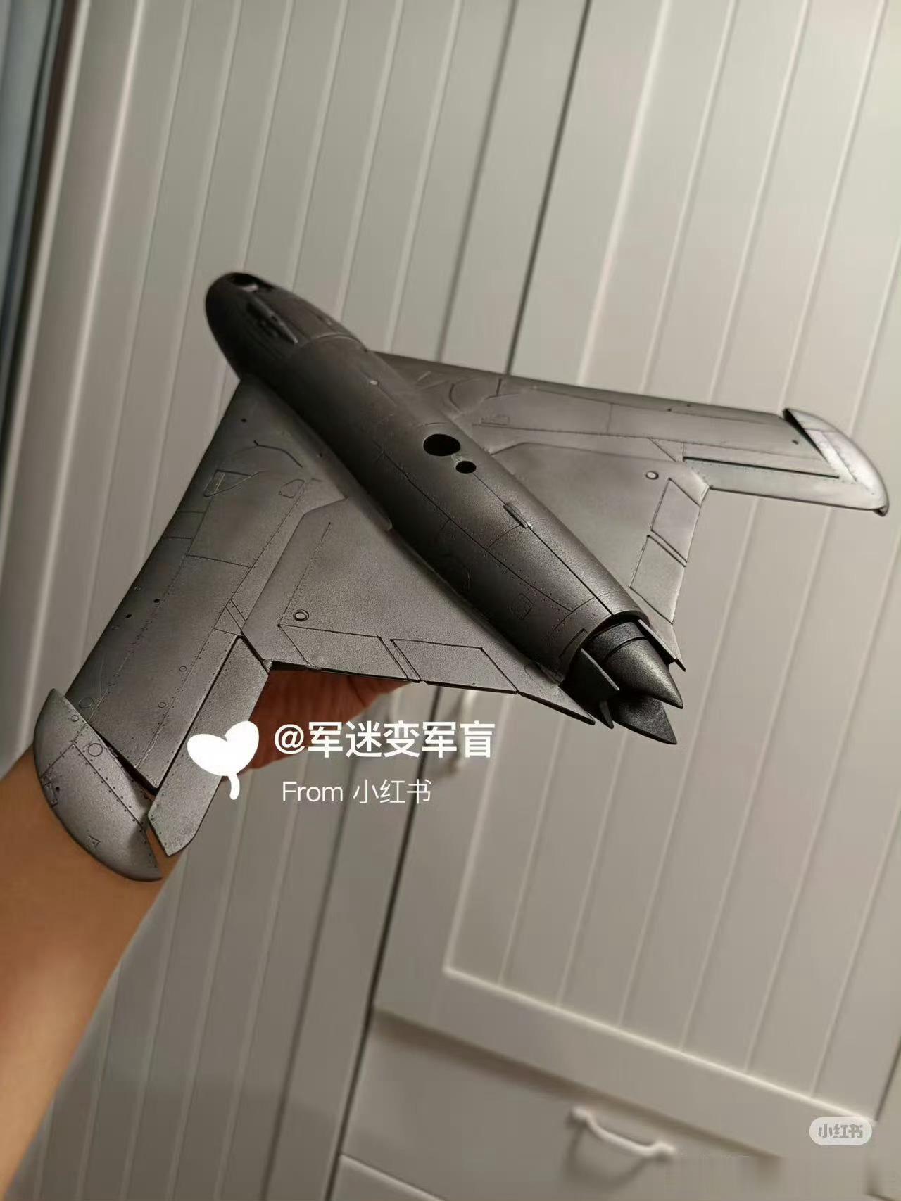 5爷:我还没老，换个型头身体倍儿棒[滑稽笑]​​​