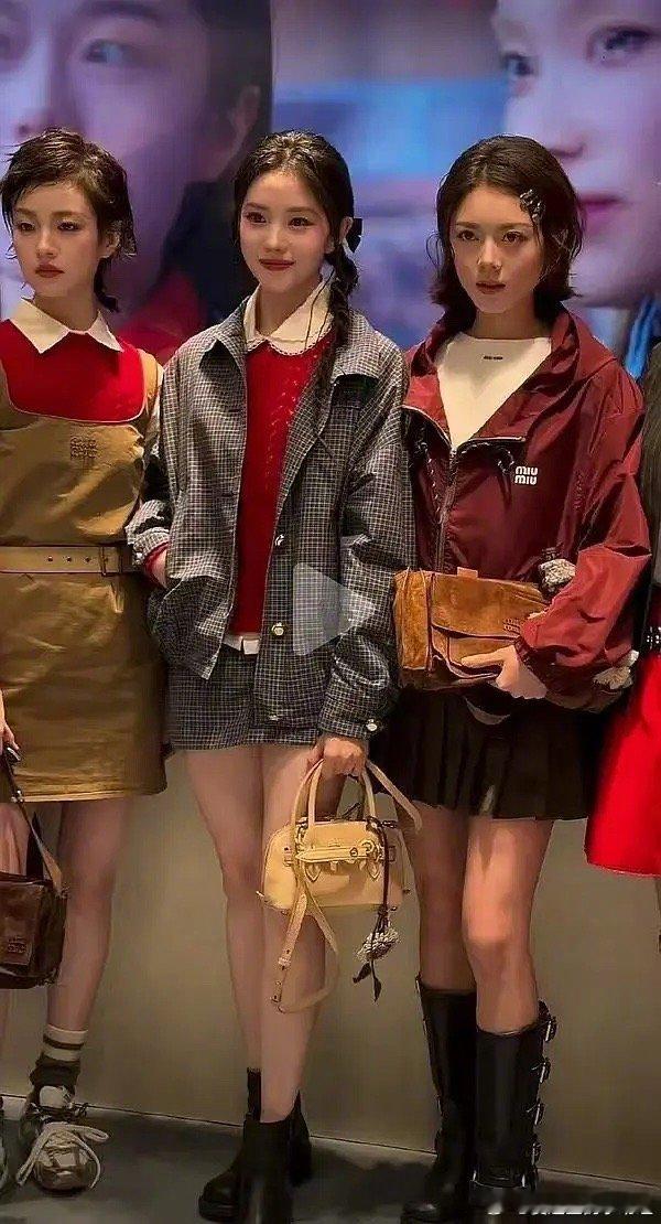 miumiu女孩大合照这张合照里谁最有星味？