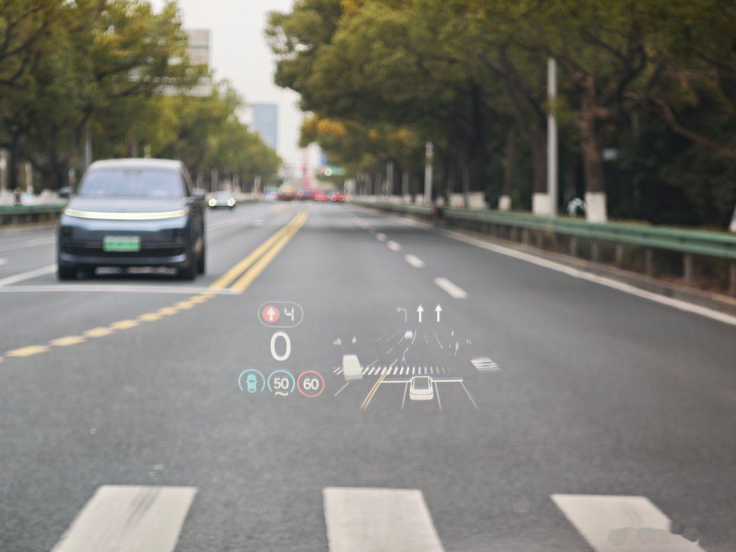 简单评价一下这次蔚来NWM的升级——站起来了，但同时双手还撑在膝盖上的那种。用起