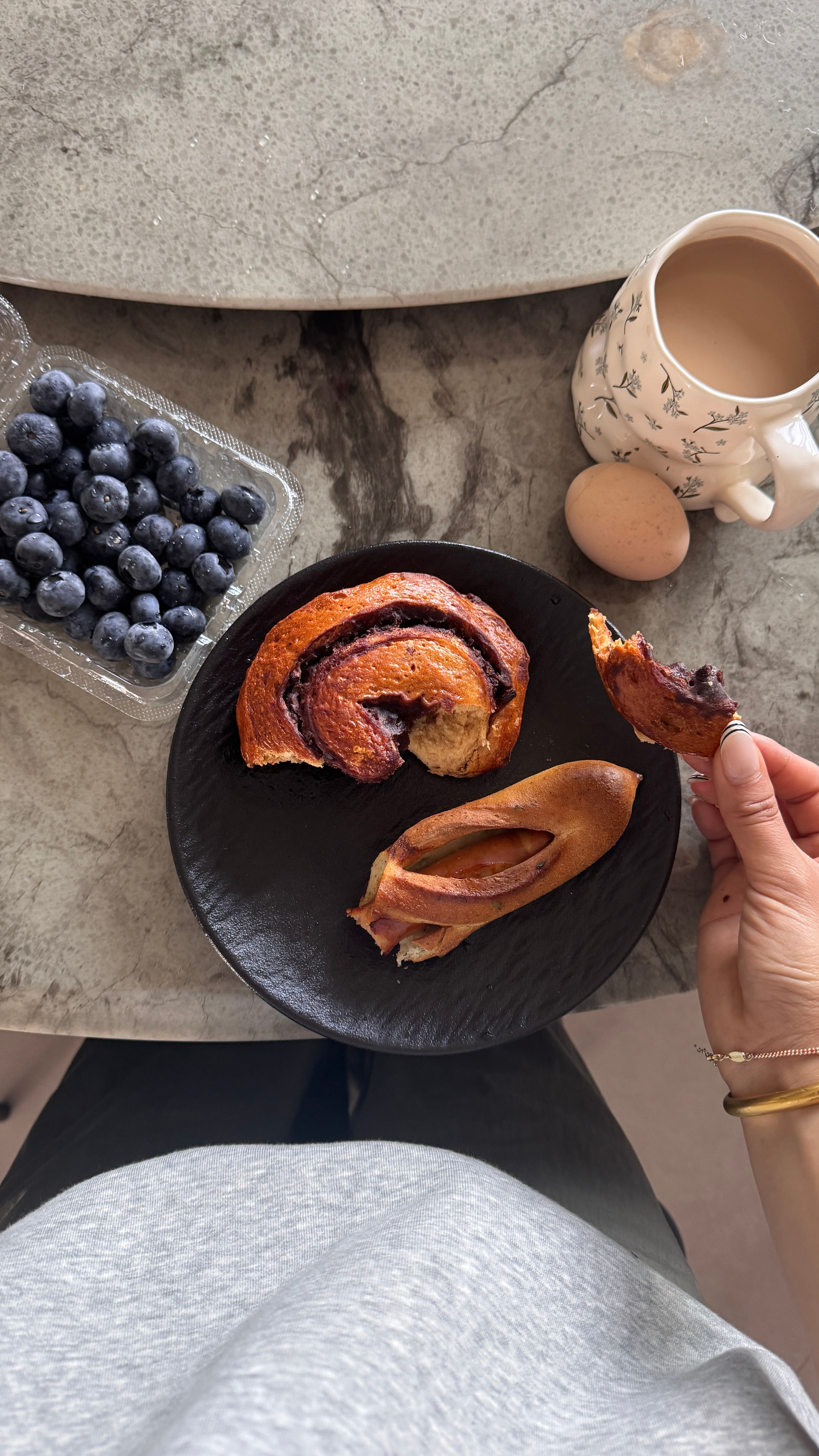 还以为肉桂卷快吃完才想起来去年做的豆沙卷