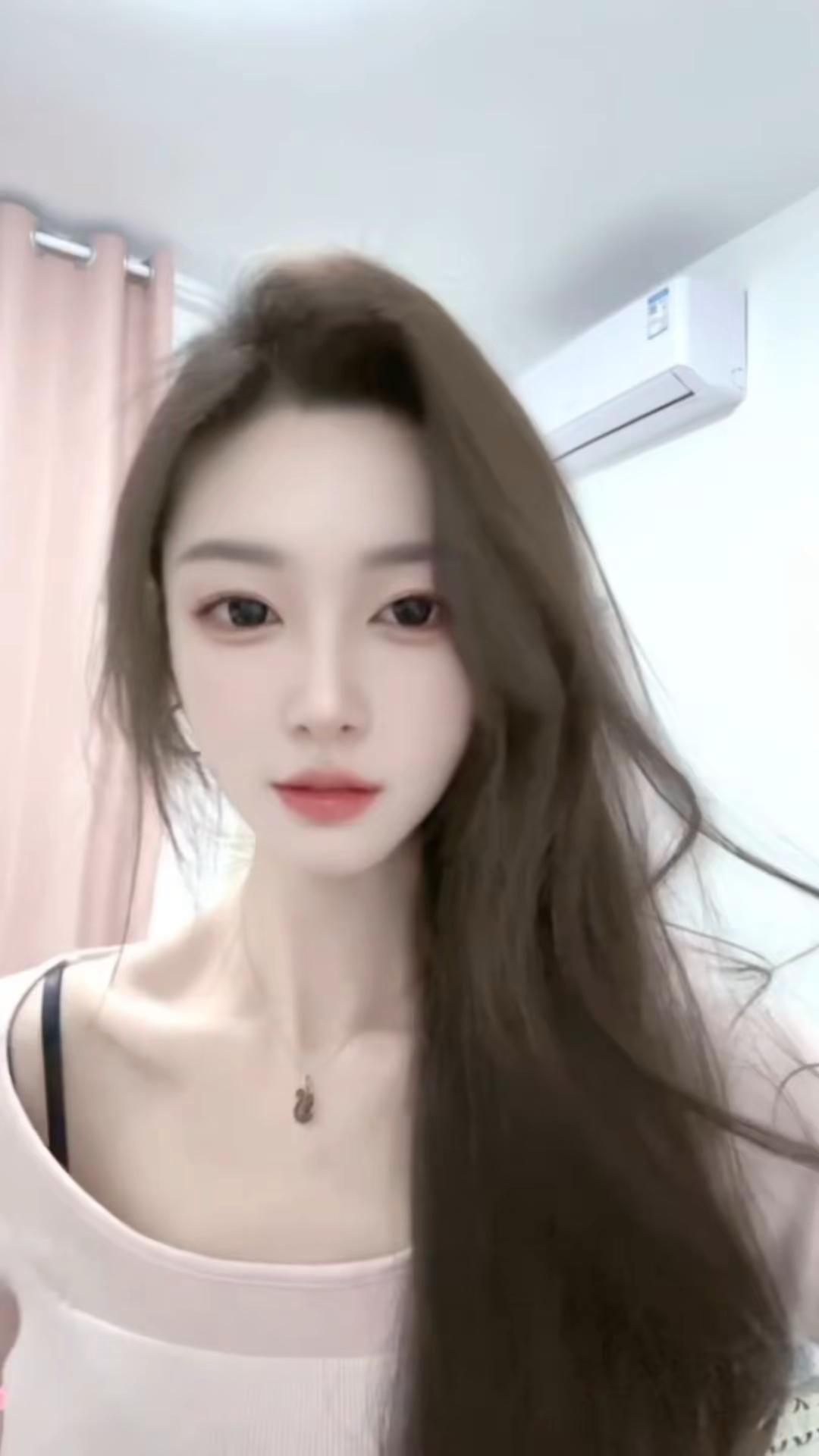 懒蛋日记：今天啊…🌸挺漂亮~🌸想做美甲💅🏻想做按摩都没去…🎀文案水瓶