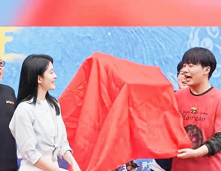 郭麒麟又拍新戏了！7月15日郭德纲开启海上邮轮相声专场，7月17日郭麒麟领衔