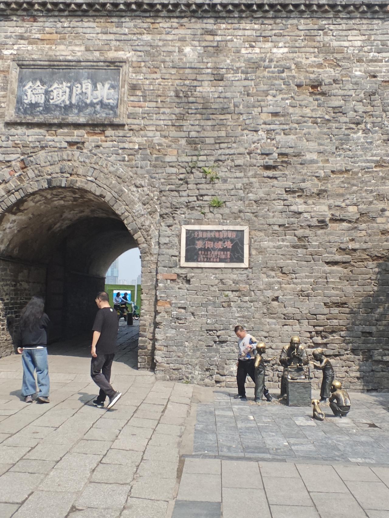 师范生就业会不会越来越难？结论：整体难度显著上升，分化加剧。城区热门岗位竞争白