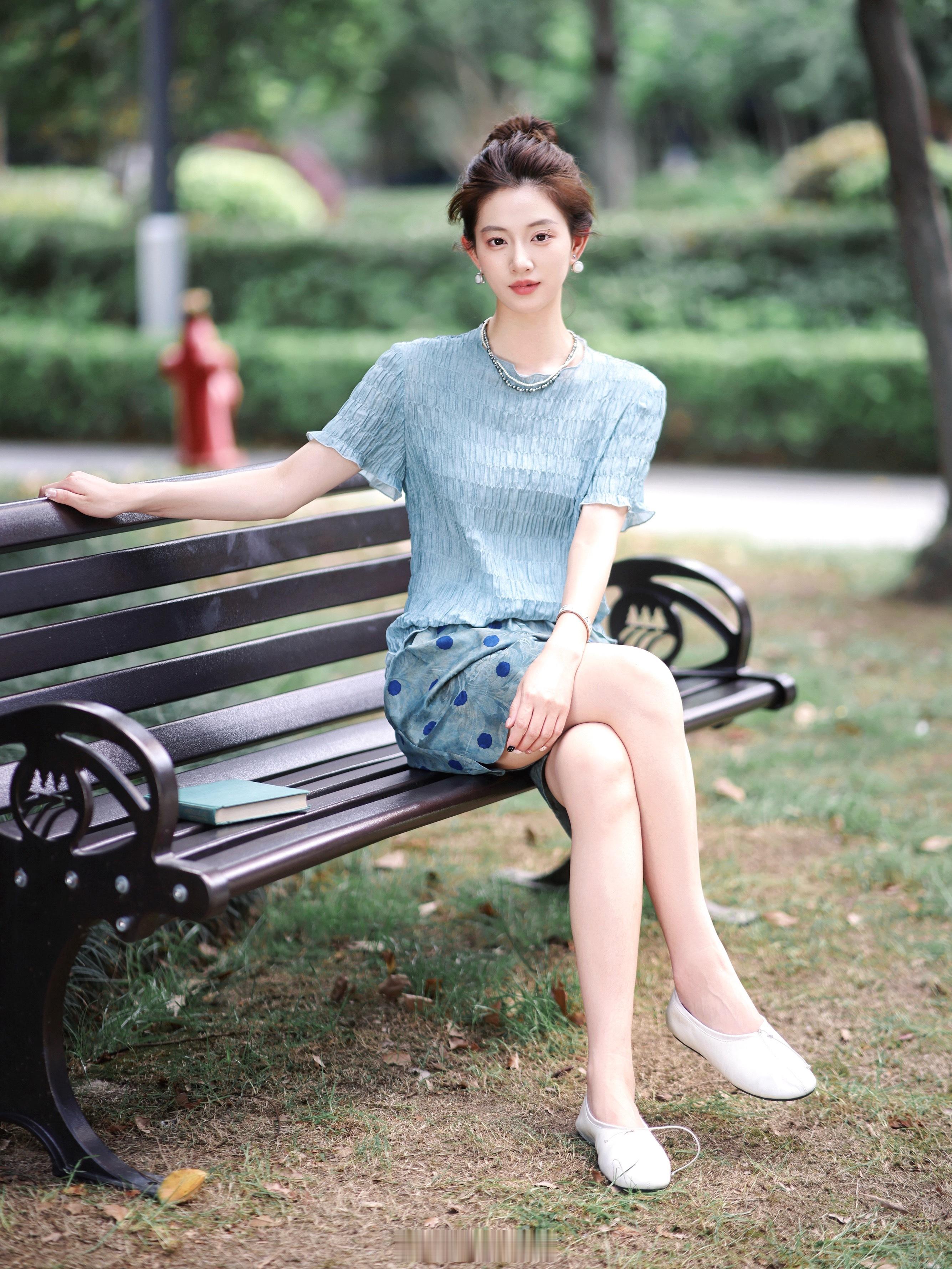 💧🧊𝗦𝘂𝗺𝗺𝗲𝗿|🧊❄今天是呼吸感蓝调look！