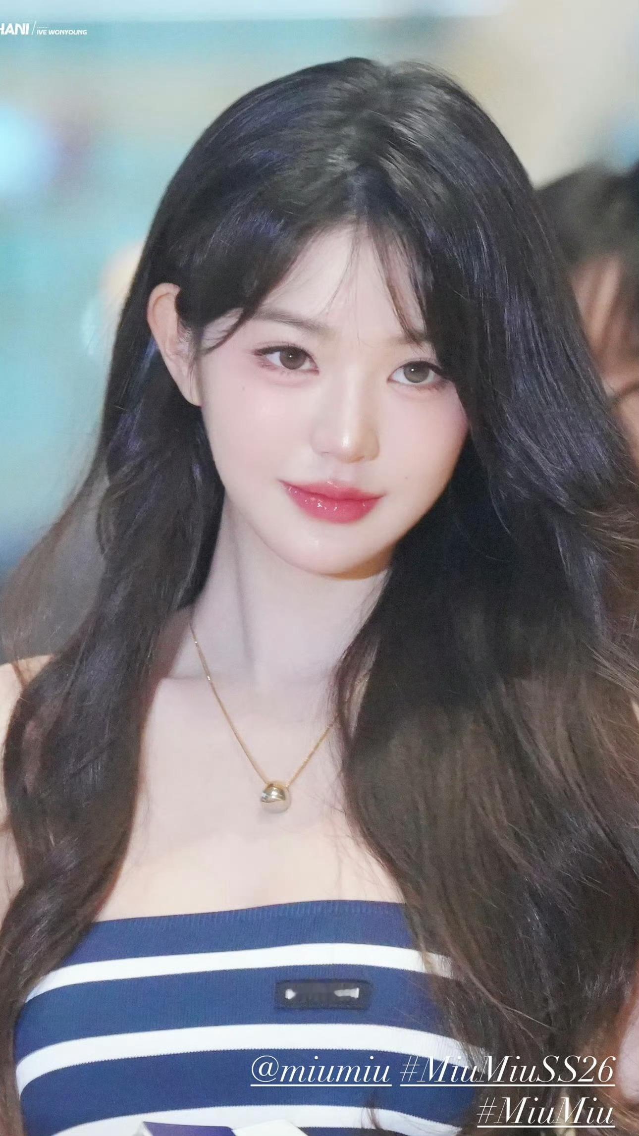 意气风发的MiuMiu公主即将闪耀巴黎大怼脸美成啥了张元英miumiu巴黎时