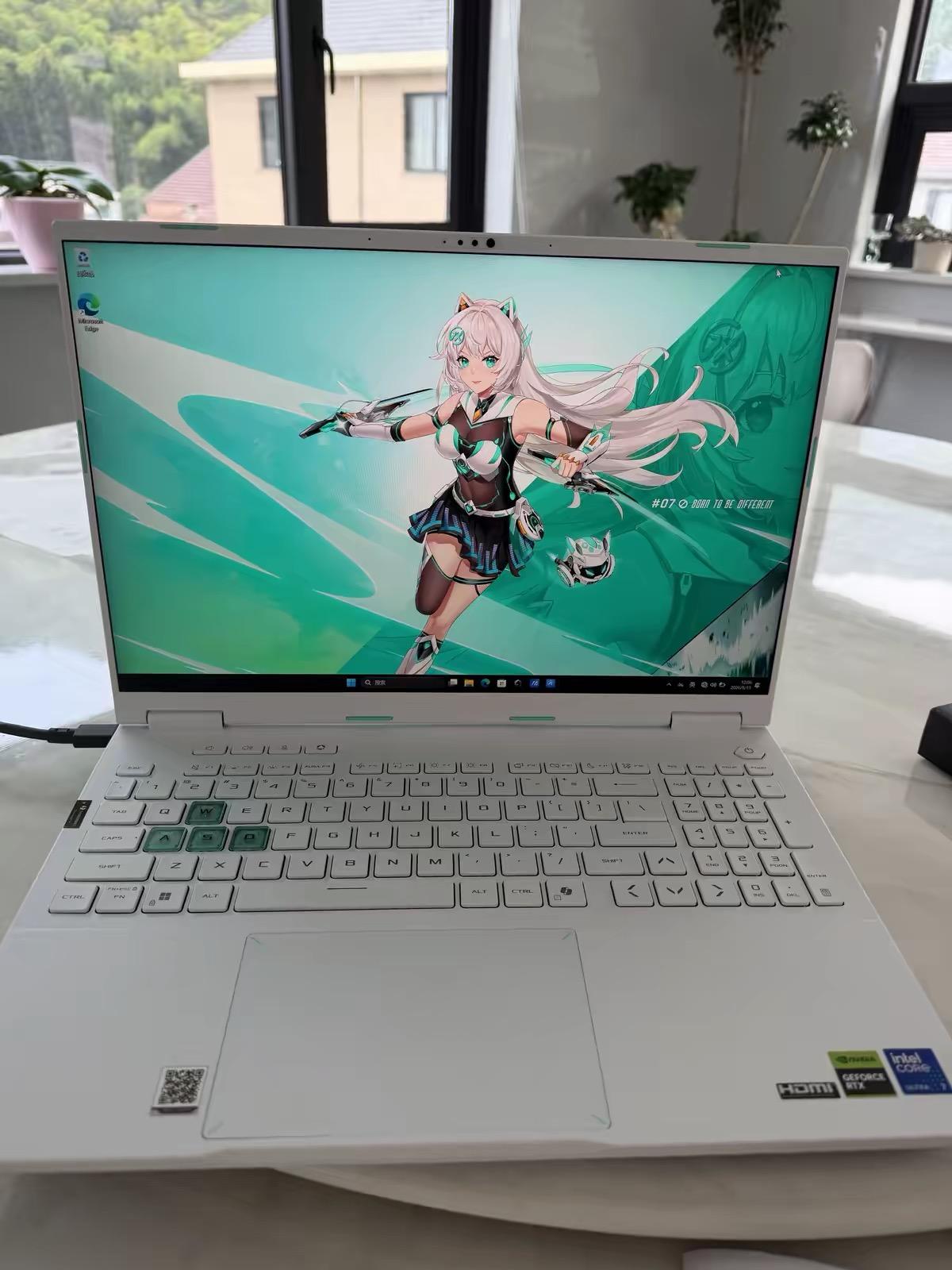 给刚上大学的老妹换了新电脑💻表妹考上设计专业，开学礼物🎁必须安排上！点
