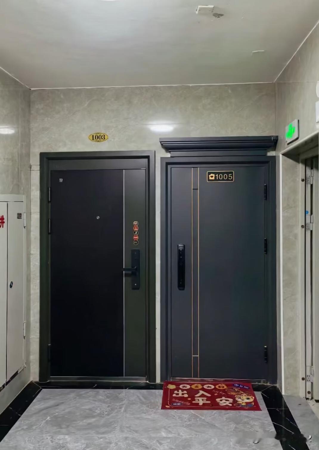 不就入户门嘛！5号户型邻居又何必这样呢？世界之大，无奇不有我们第一年先装修，