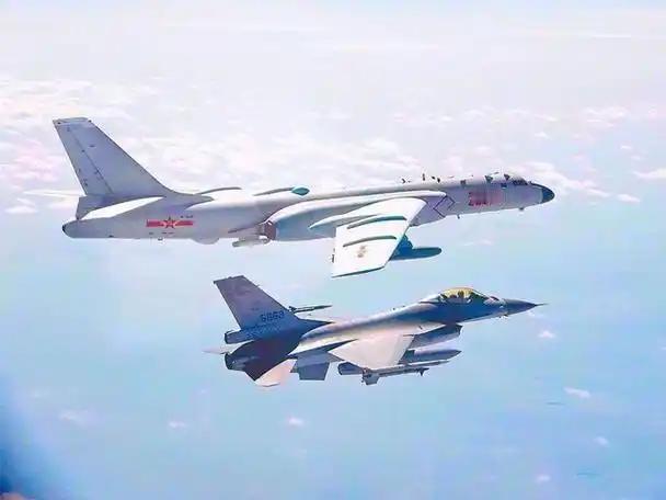 就在刚刚，台“国防部”发布声明，4月11日，郑丽文访陆之际，台湾地区所谓