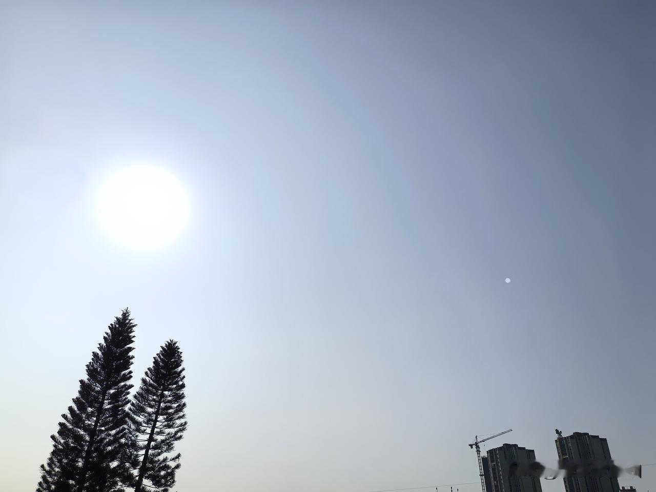 广东天气总体较为稳定——是的！稳定的炎热！未来几天（6月2～4日），广东大部