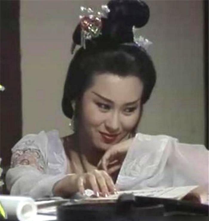 1995版《神雕侠侣》里，魏秋桦演的黄蓉被骂惨了？这事真没那么简单！当年